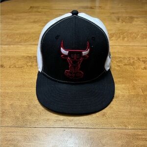 Chicago Bulls New Era Embroidered Snap Back Hat